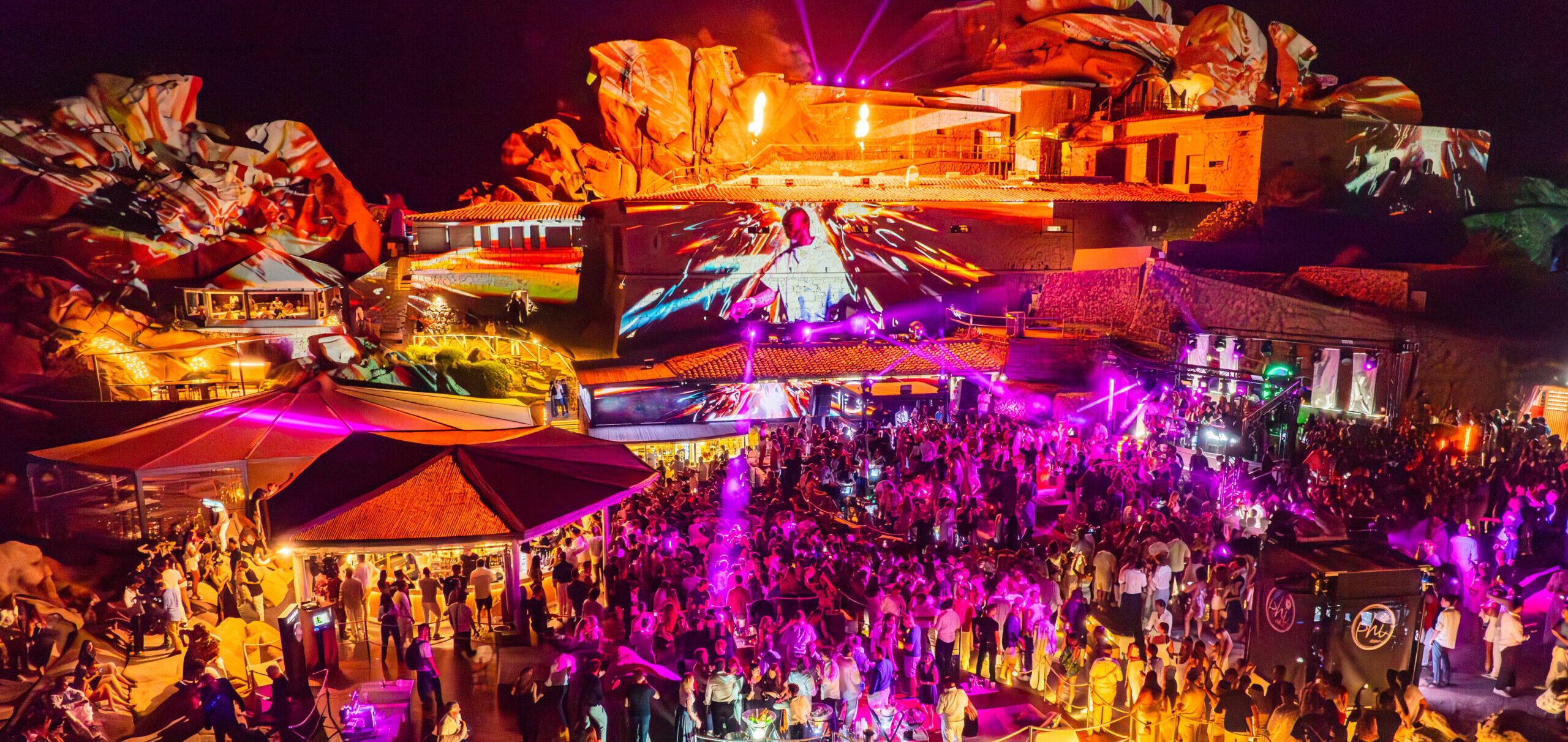Phi Beach annuncia la programmazione per l’estate 2026
